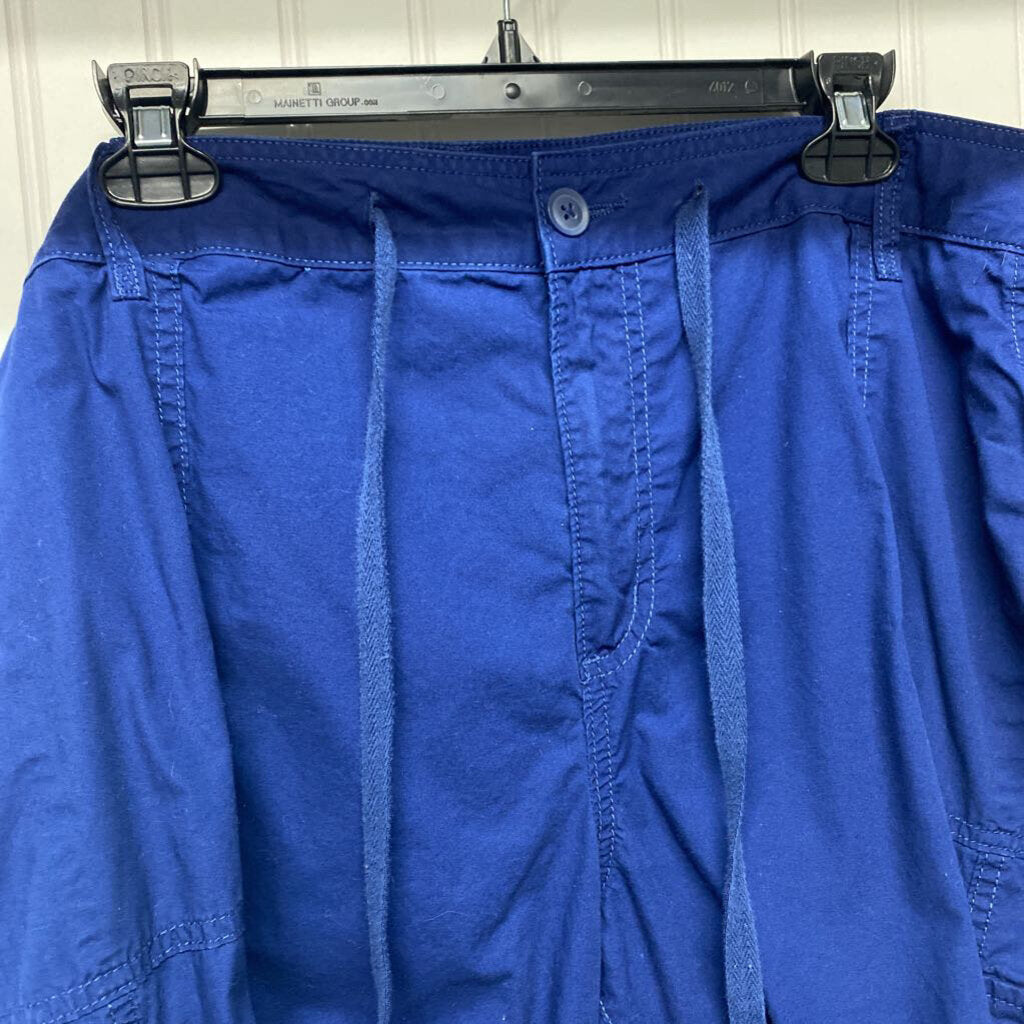 WOMENS PLUS CARGO CAPRIS
