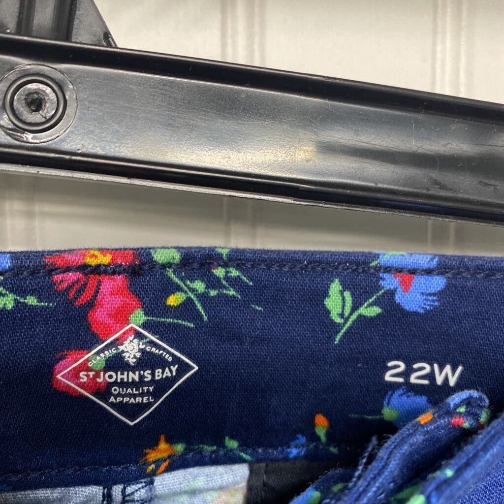 FLORAL PRINT CAPRIS