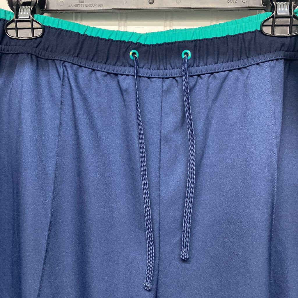 ATHLETIC CAPRI PANTS