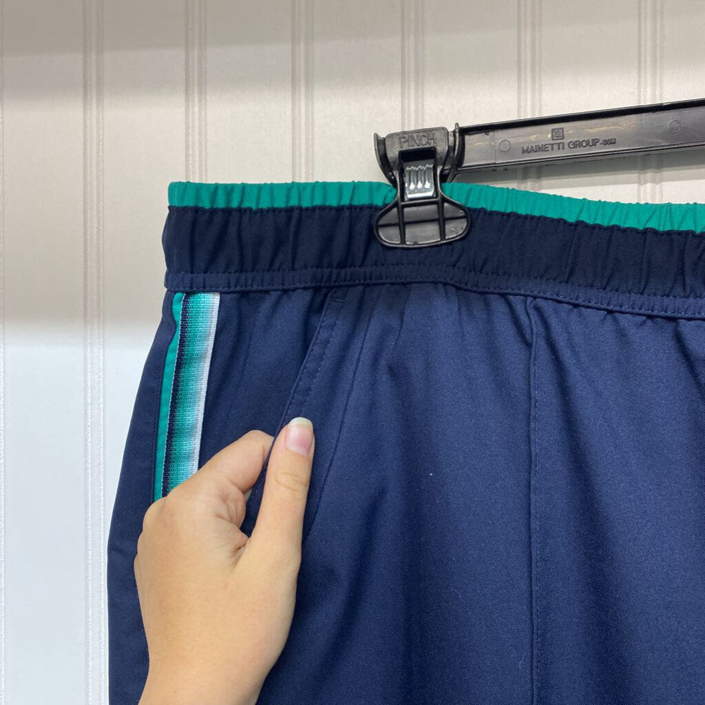 ATHLETIC CAPRI PANTS