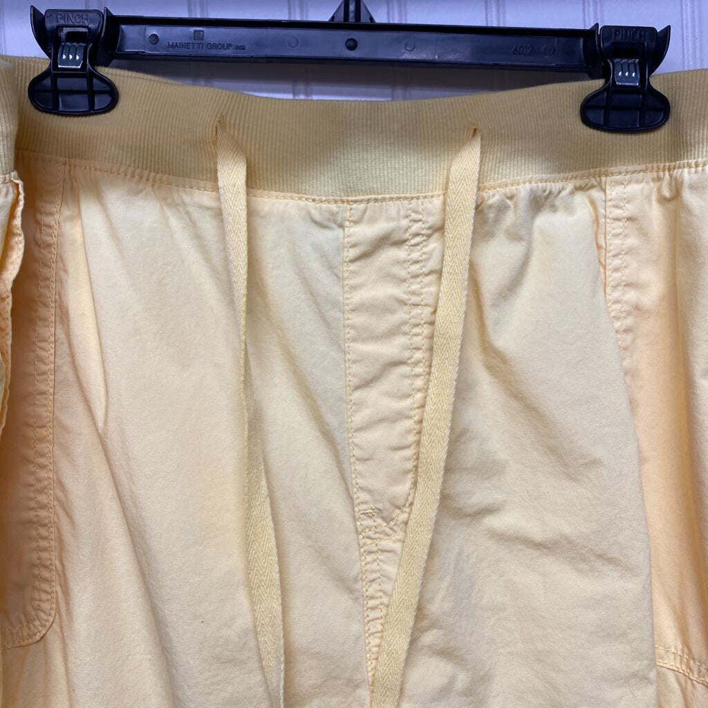 DRAWSTRING WAIST CARGO CAPRIS