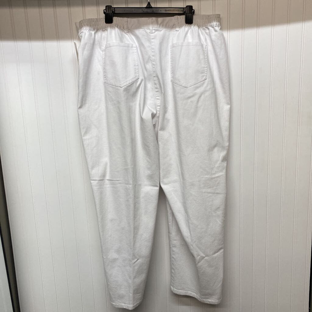 WHITE JEANS