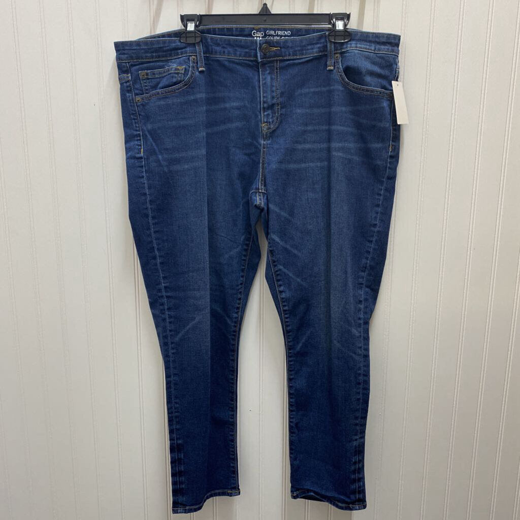 GIRL FRIEND FIT JEANS