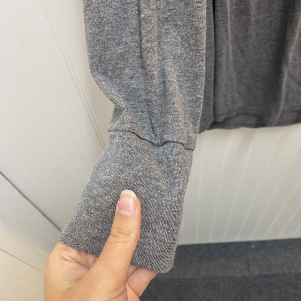 LONG SLEEVED TOP