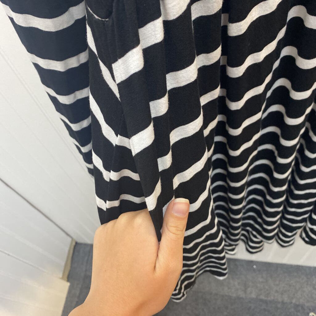 LONG BABYDOLL STYLE DRESS