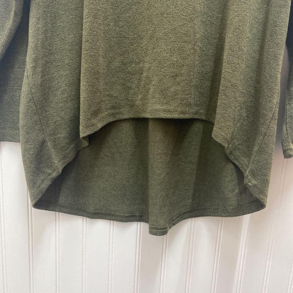 LONG SLEEVED TOP