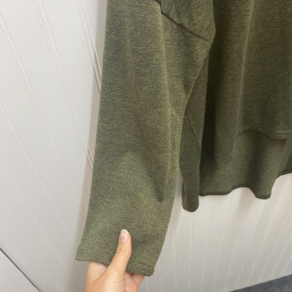 LONG SLEEVED TOP