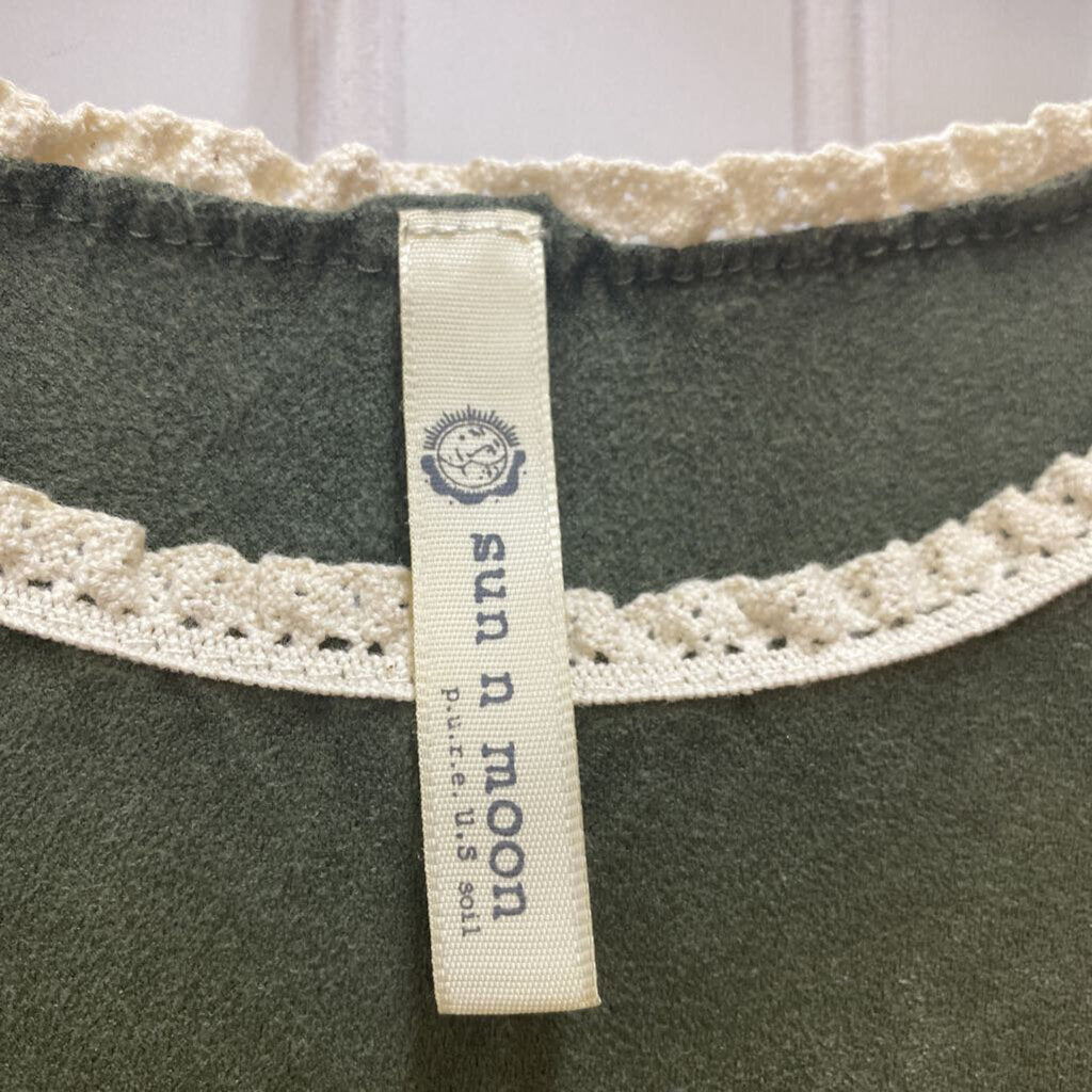 GOLD AND SAGE LONG SLEEVED