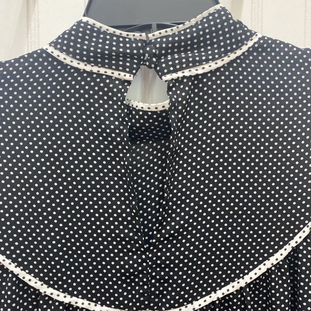 HIGH NECK LONG SLEEVED