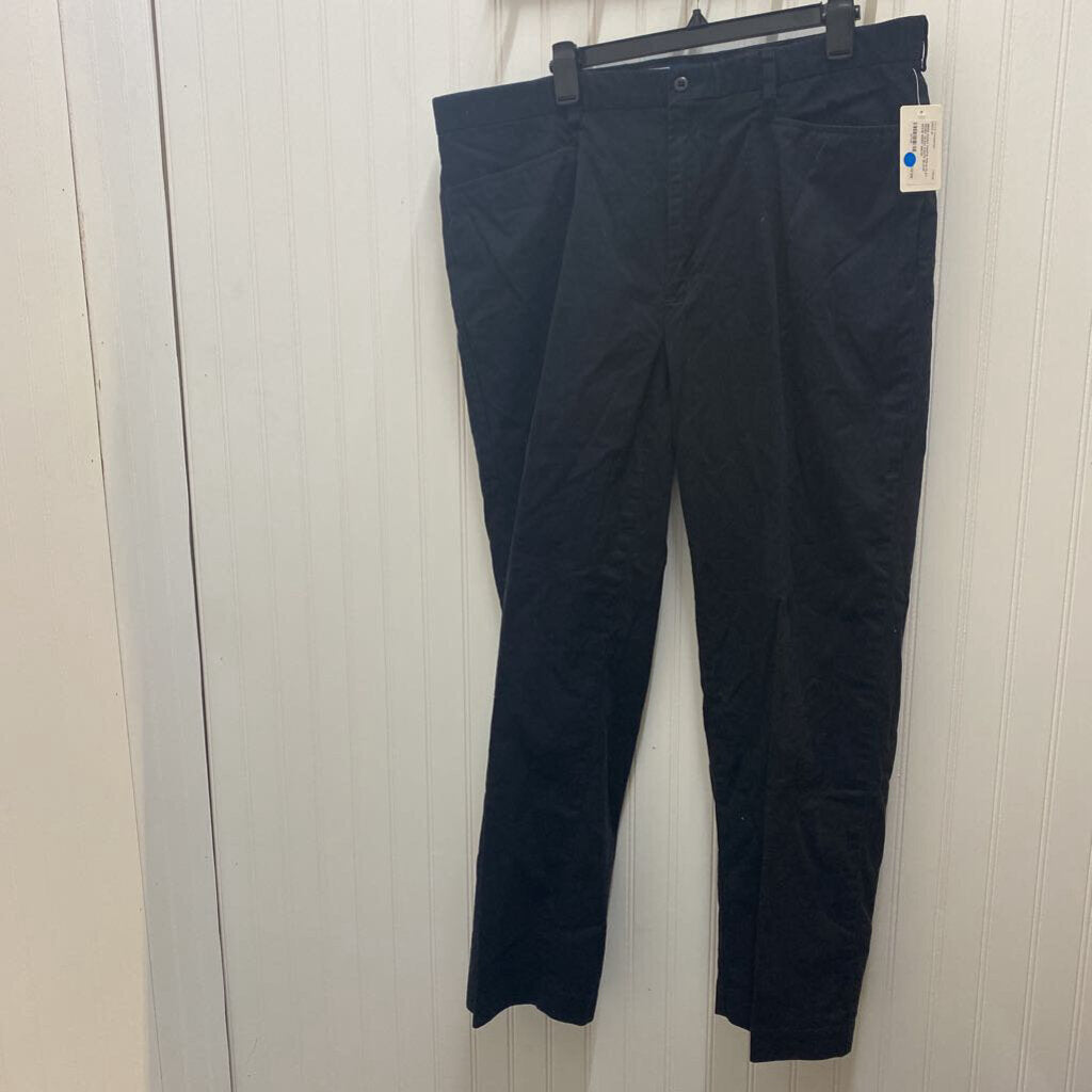 FLAT FRONT KHAKI PANTS