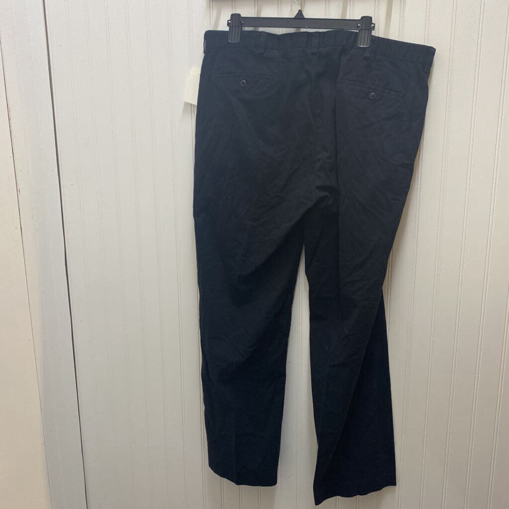 FLAT FRONT KHAKI PANTS