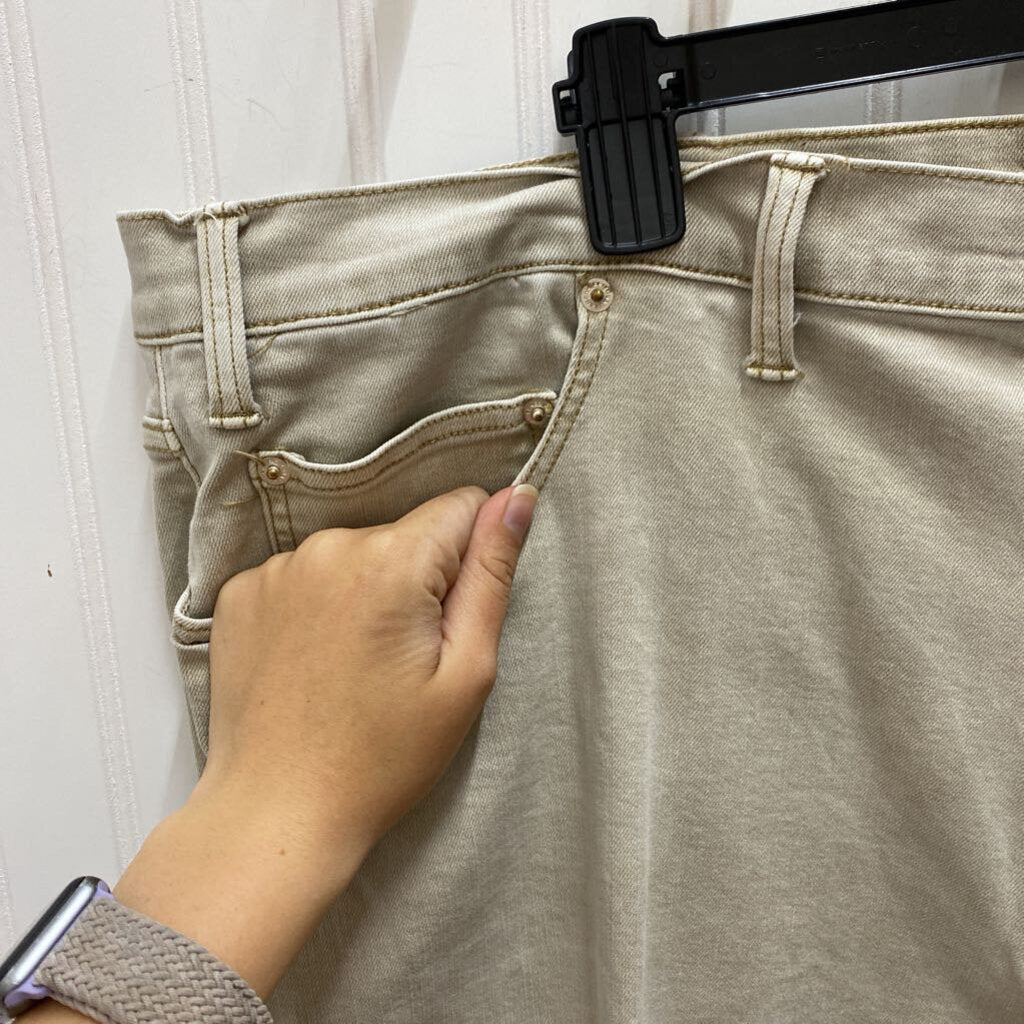 MENS RELAXED FIT JEANS