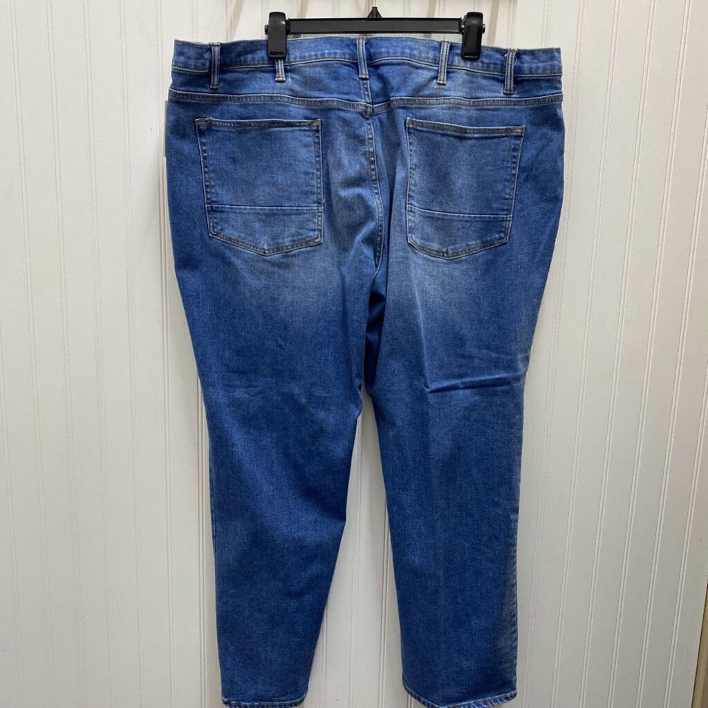 MENS TAPERED LEG JEANS