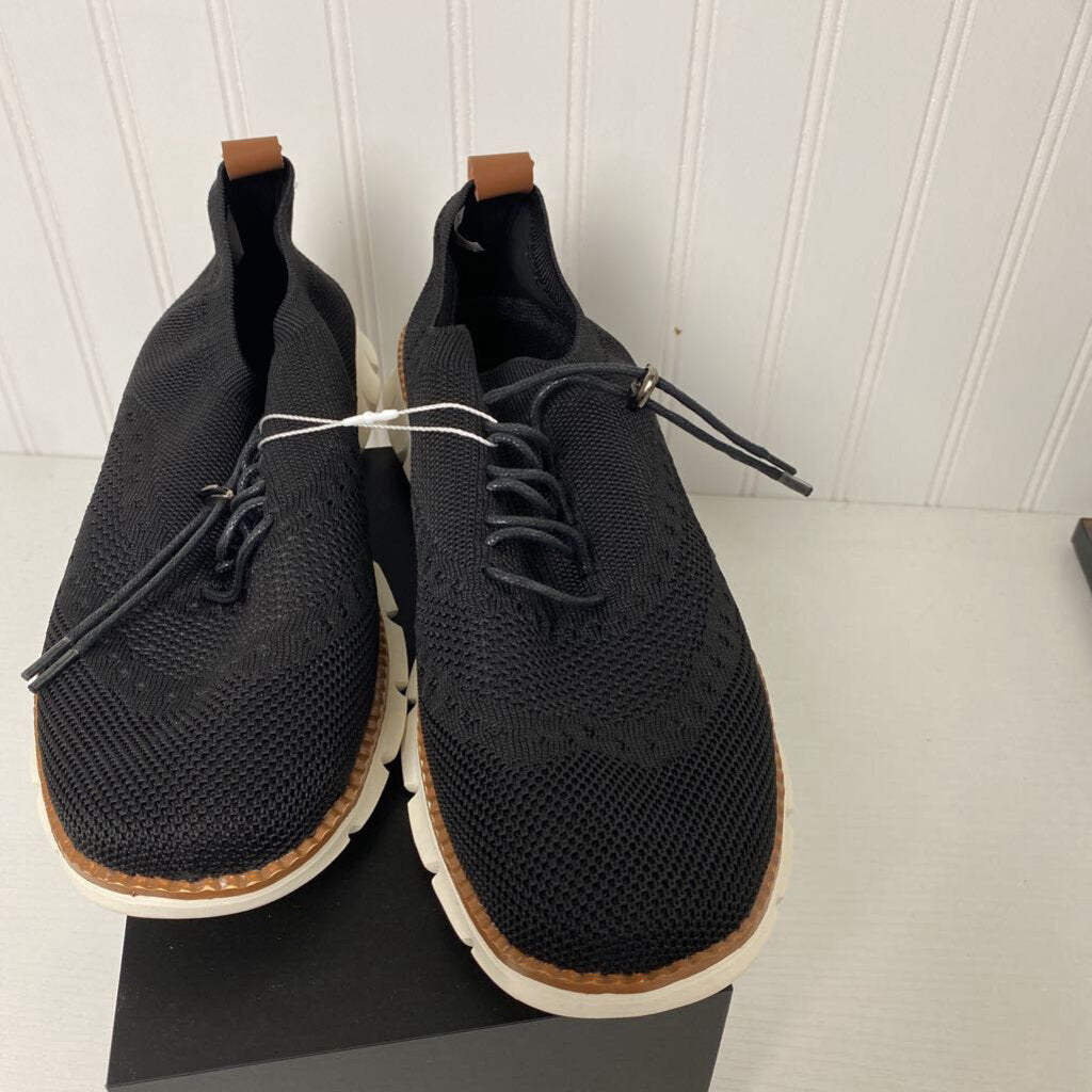 STRETCHY SLIP-ON TENNIS SHOES