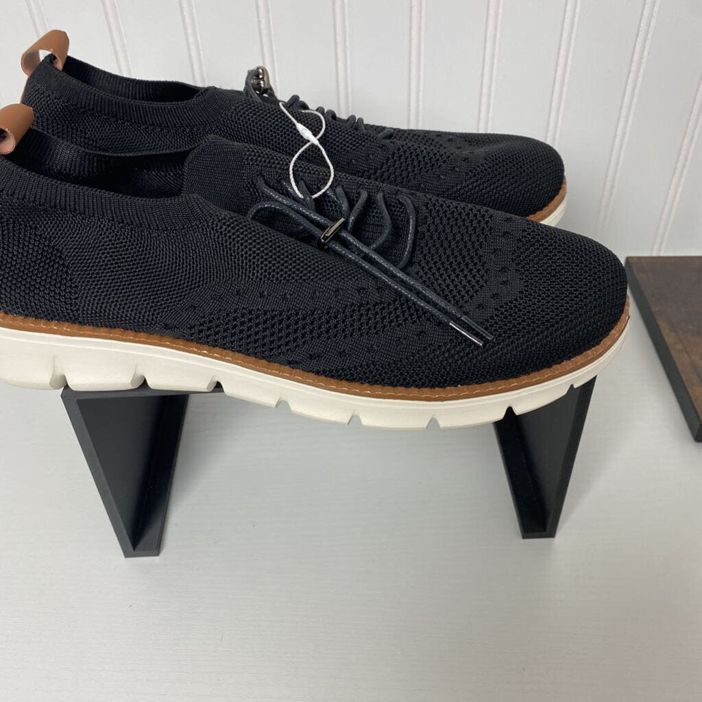 STRETCHY SLIP-ON TENNIS SHOES