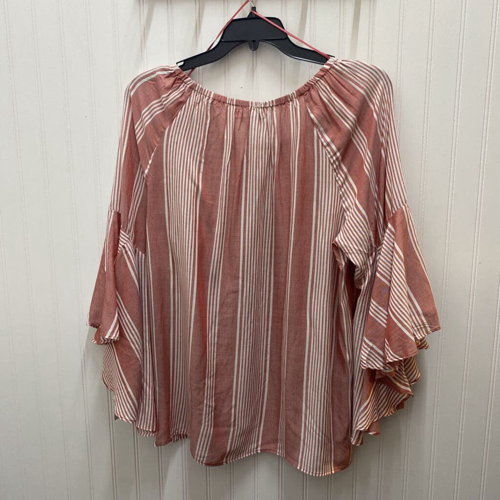 FLOWY LONG SLEEVED