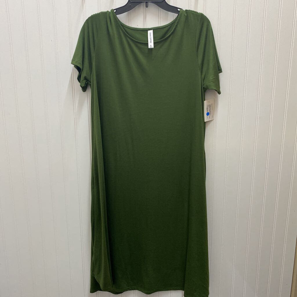 SHORT SLEEVED DRESS