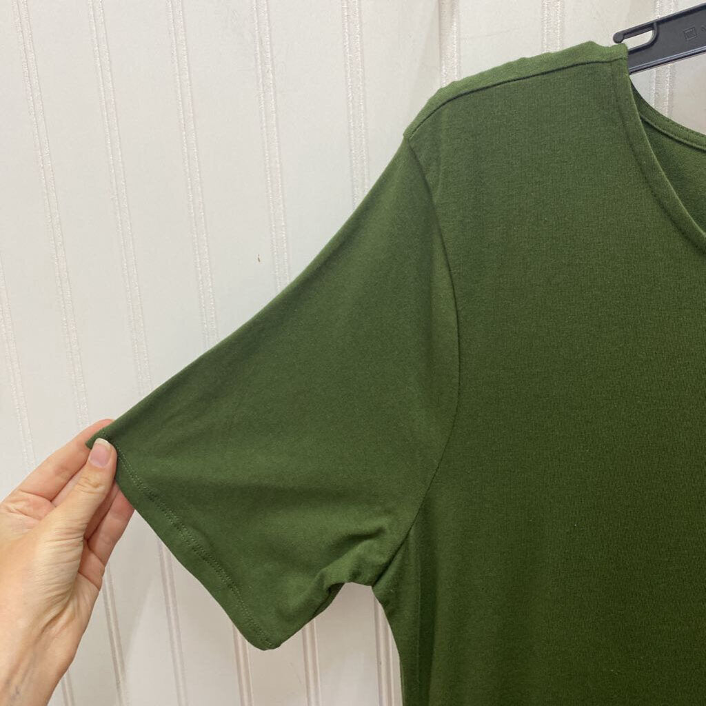 SHORT SLEEVED DRESS
