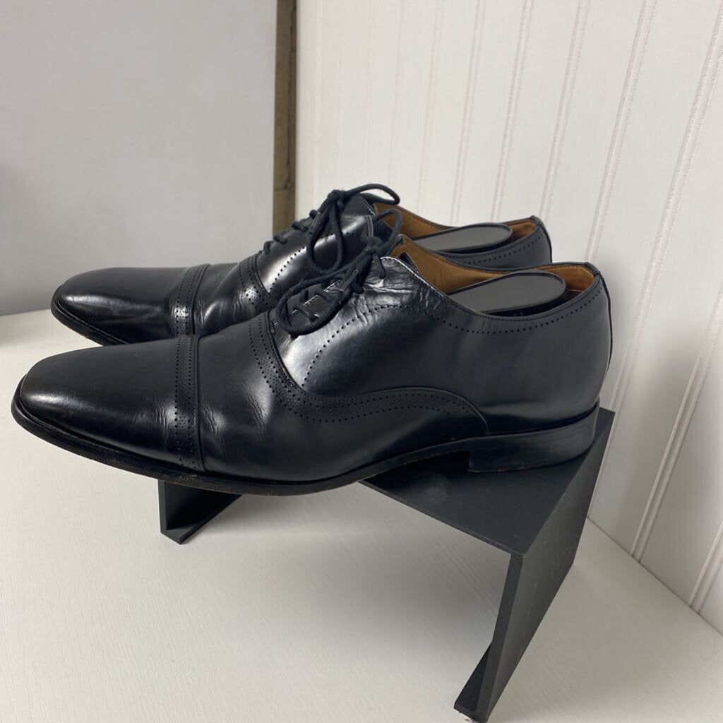 LACE UP DRESS SHOES