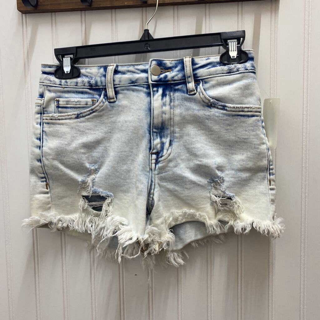 DISTRESSED CUTOFF DENIM SHORTS
