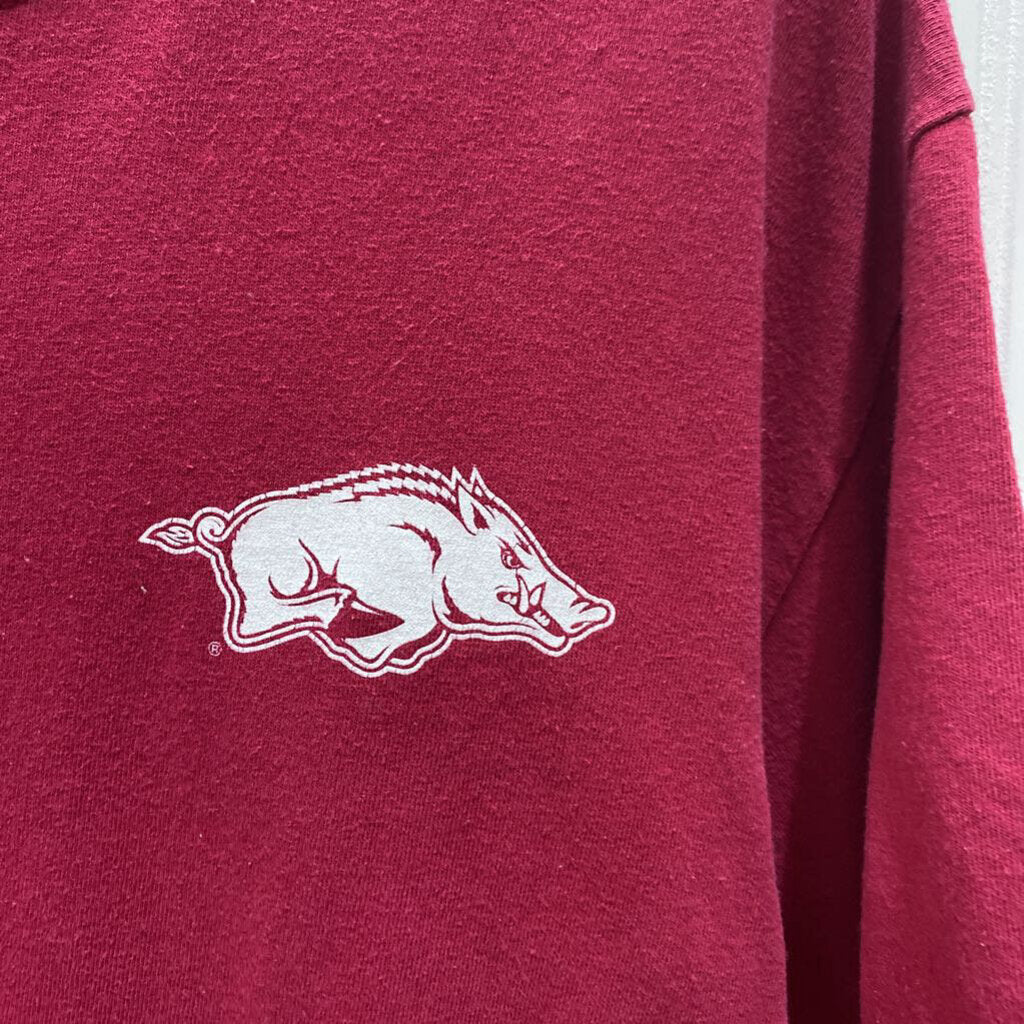 RAZORBACK GRAPHIC TEE