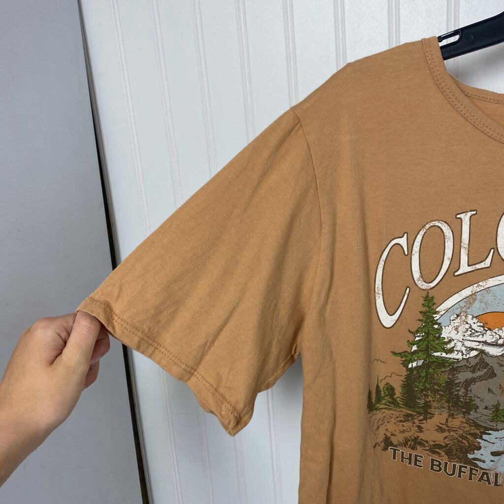 CROPPED GRAPHIC TEE