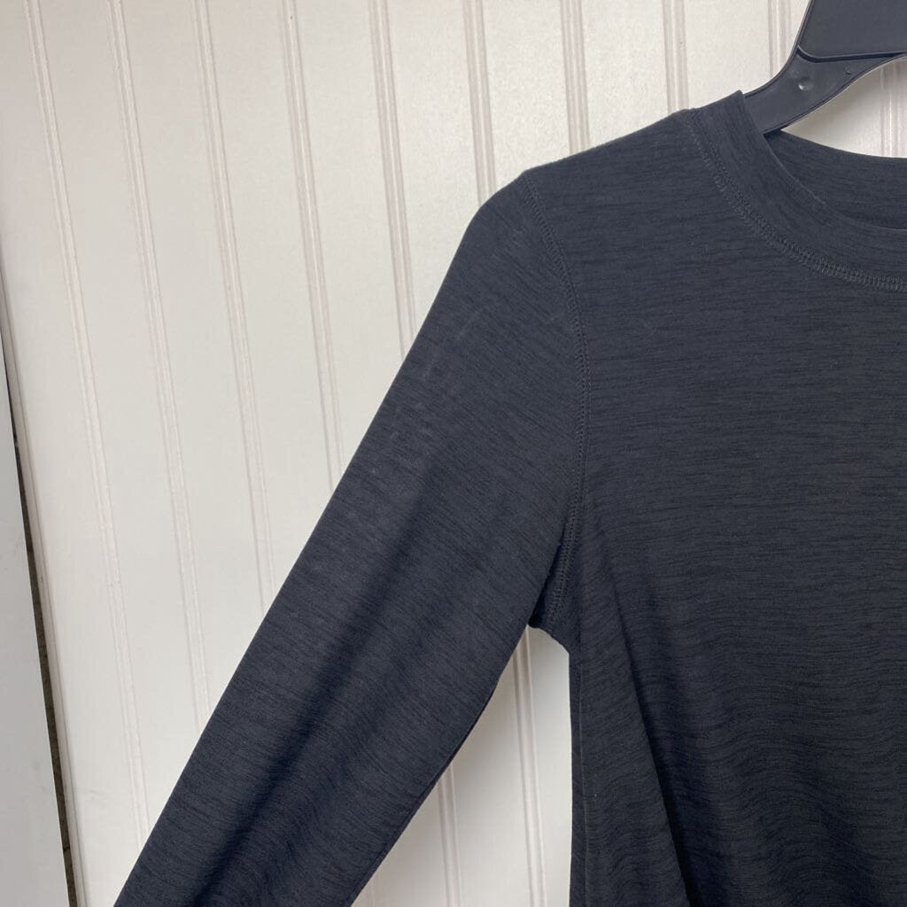 GATHERED FRONT LONG SLEEVED