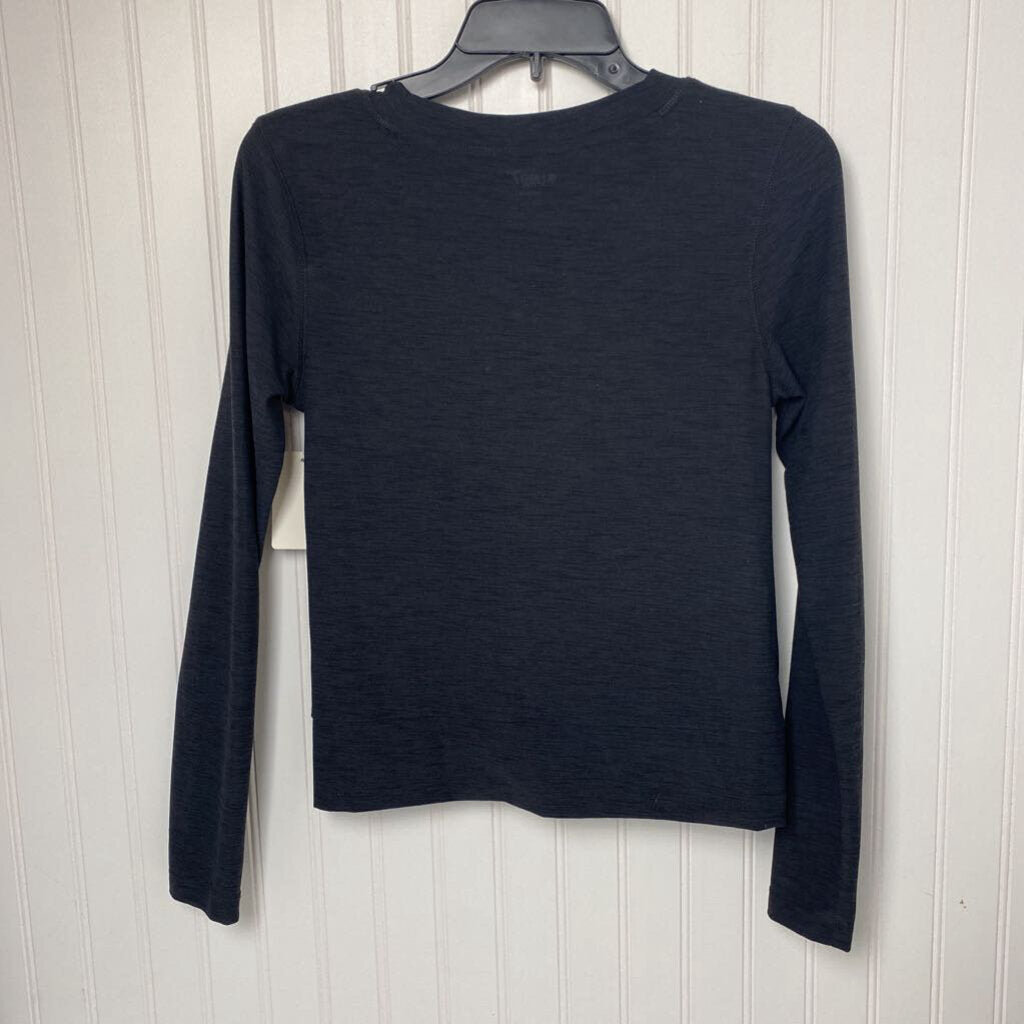 GATHERED FRONT LONG SLEEVED