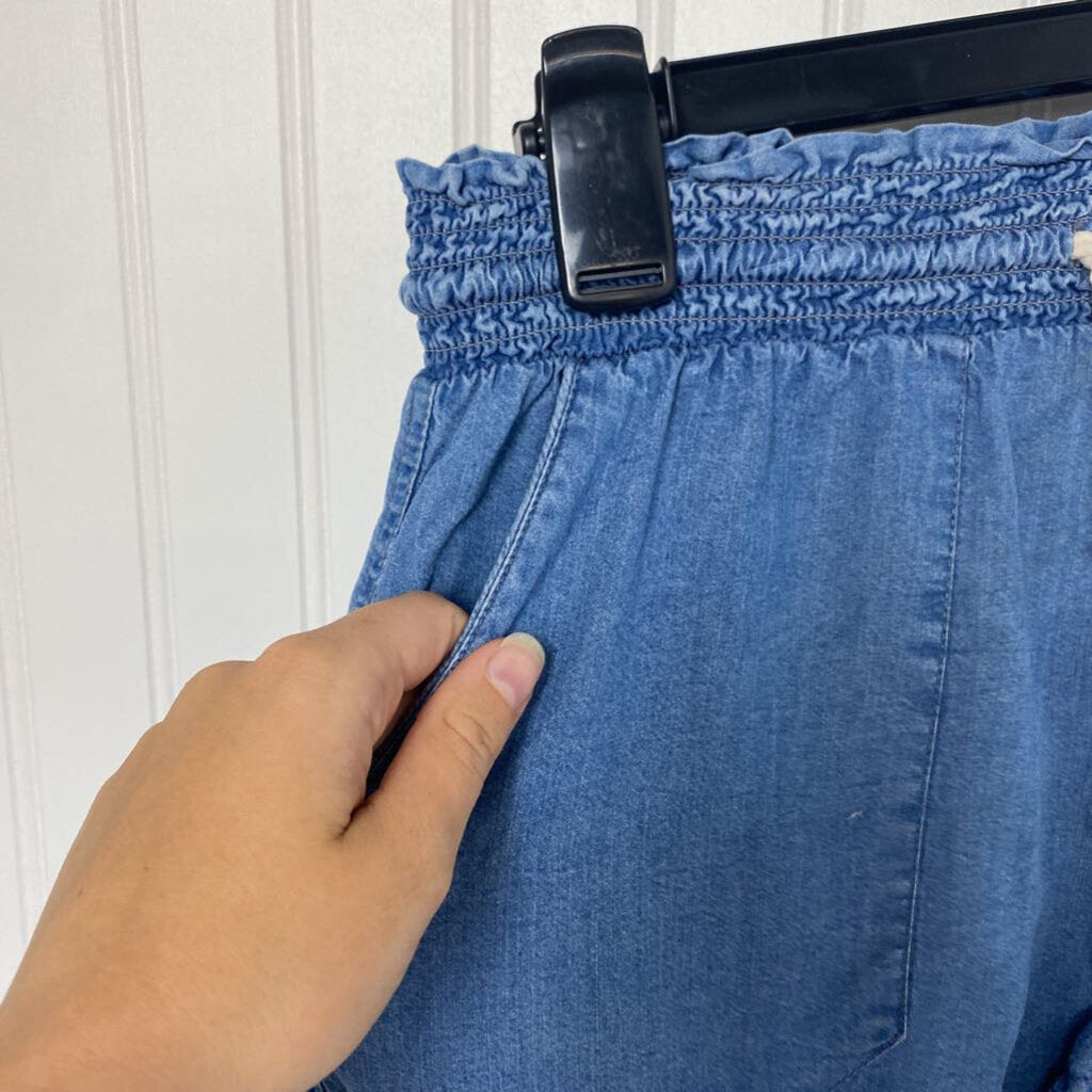 DRAWSTRING SHORTS