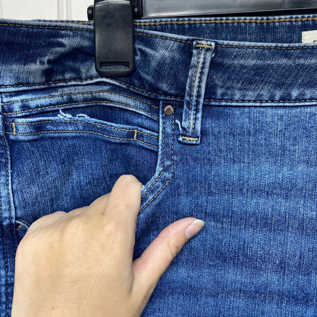 EXTRA SHORT MID RISE