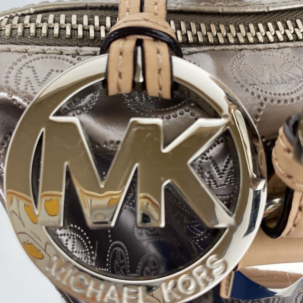 MICHAEL KORS BARREL TOTE BAG