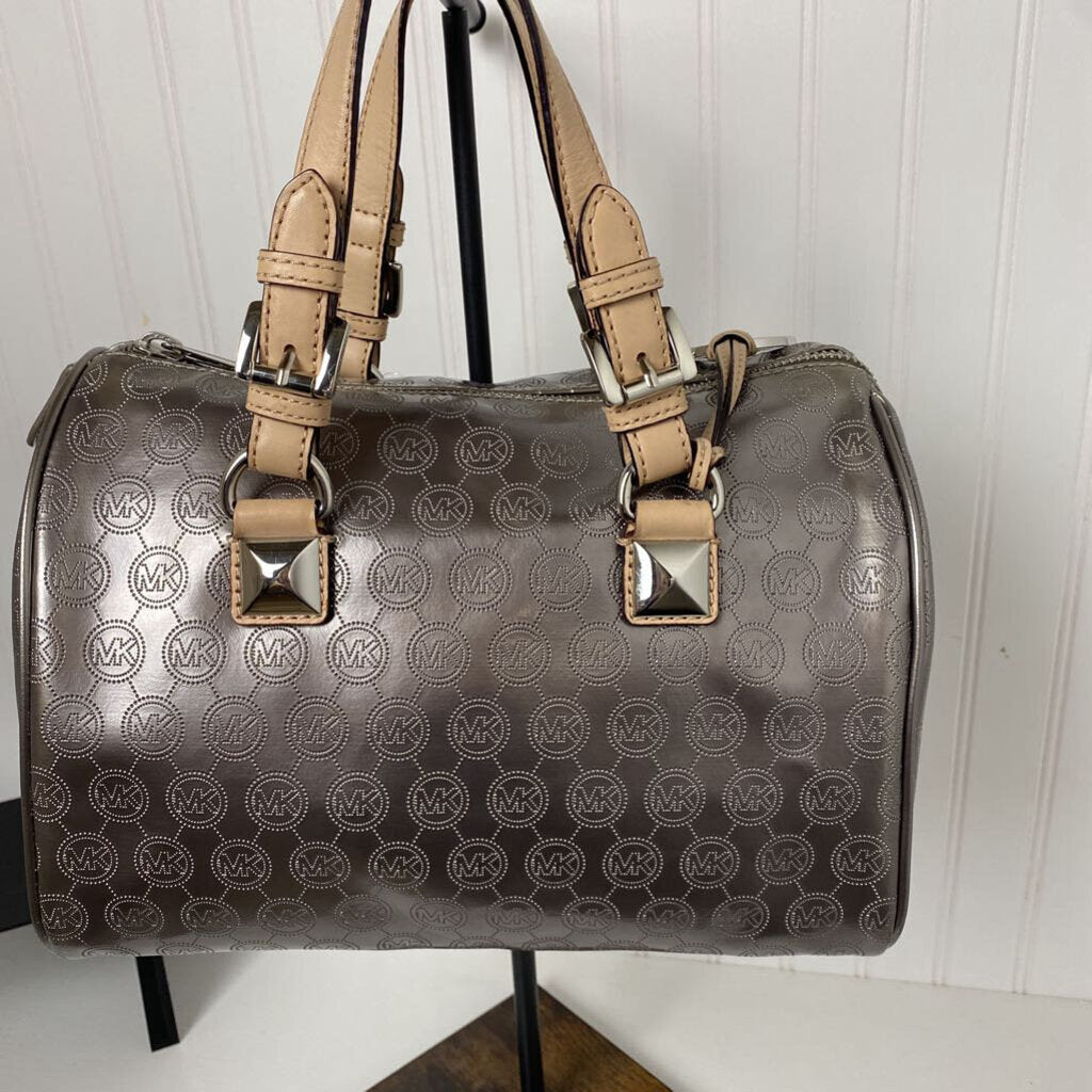 MICHAEL KORS BARREL TOTE BAG