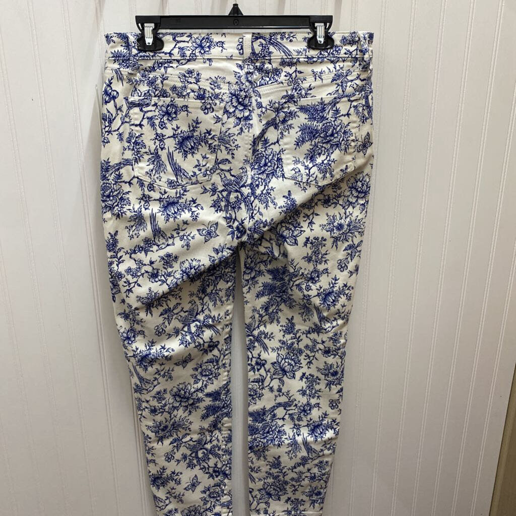 ANKLE LENGTH JEANS