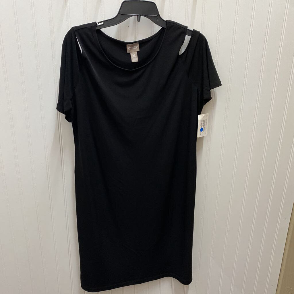 SHORT SLEEVED DRESS
