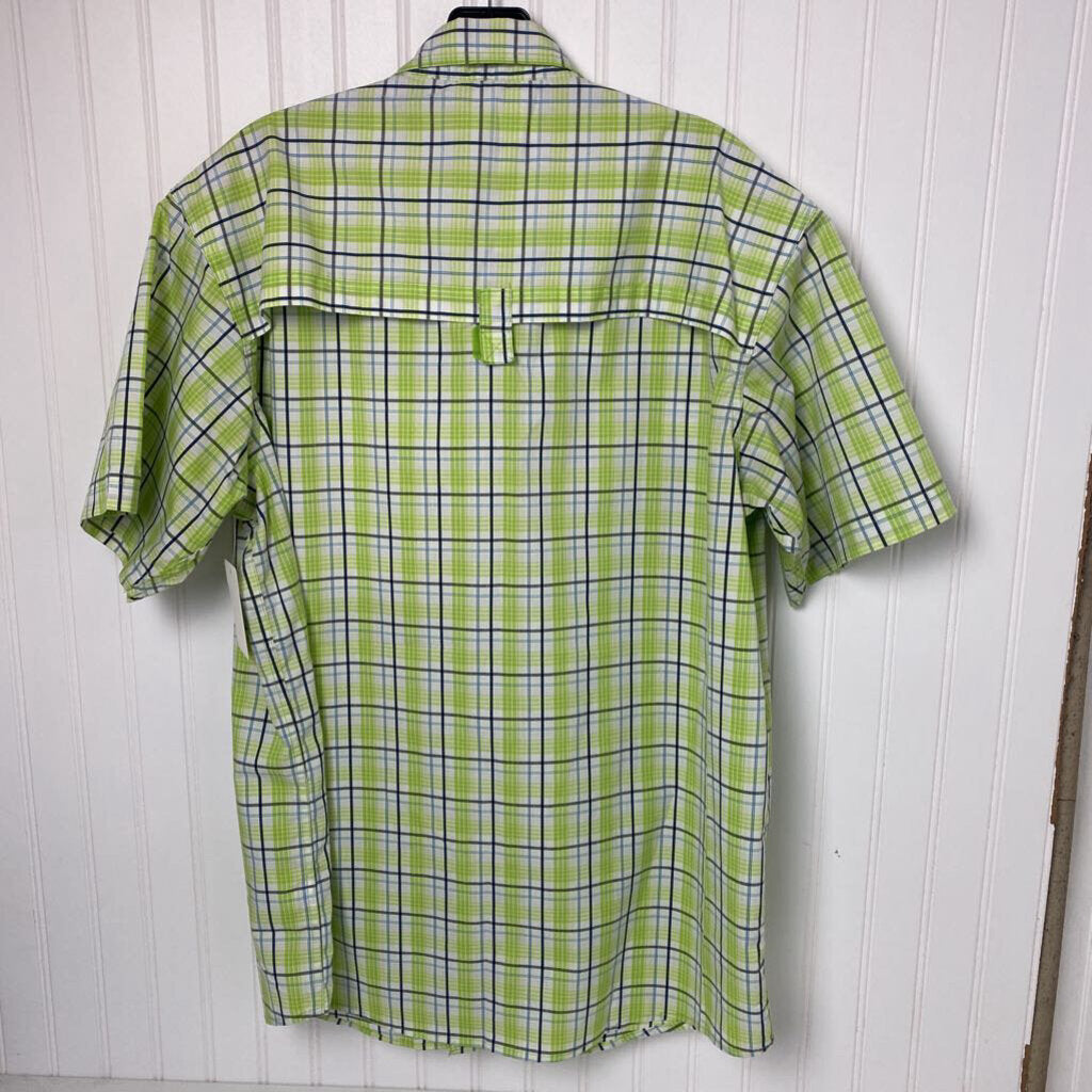 SHORT SLEEVE PLAID BUTTON UP
