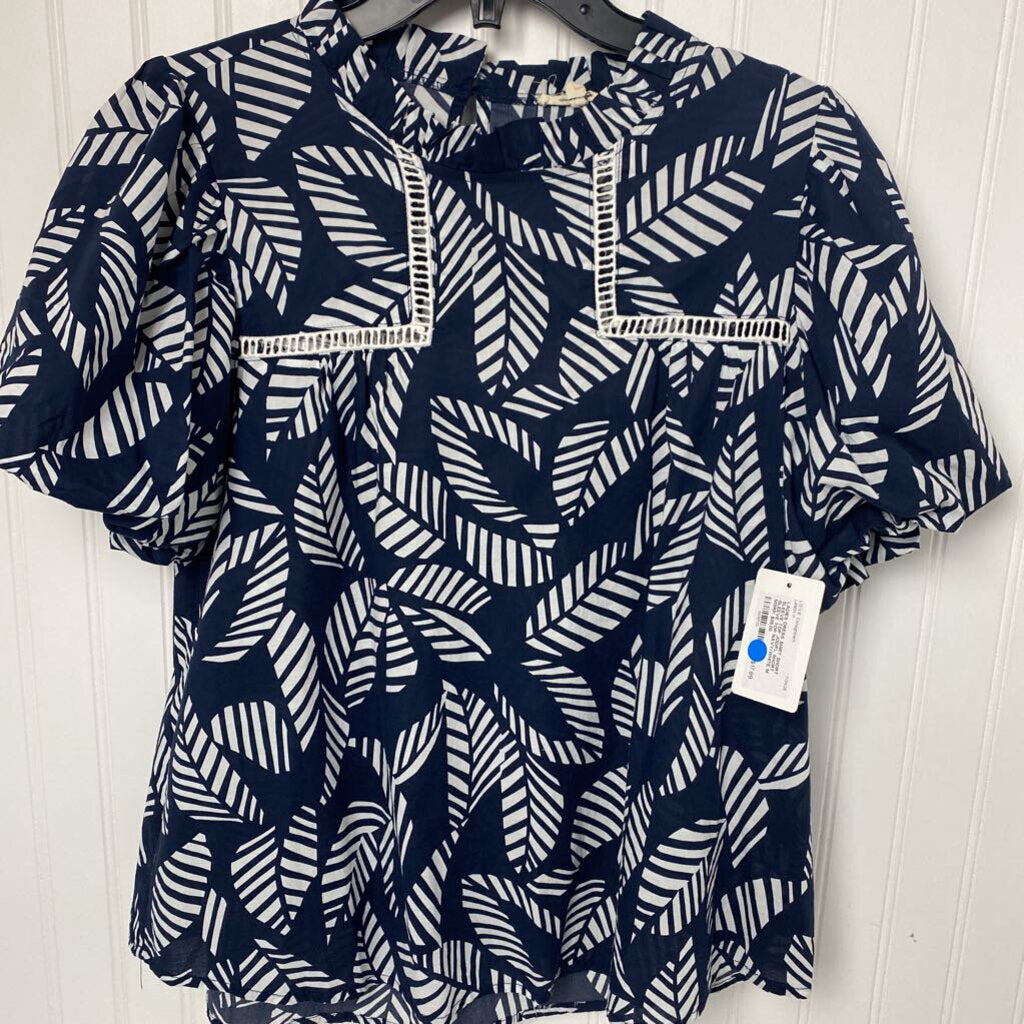 SHORT SLEEVE TOP