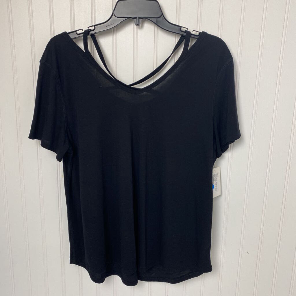 SHORT SLEEVE KNIT TOP