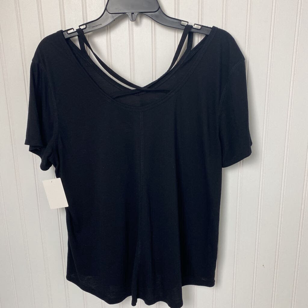 SHORT SLEEVE KNIT TOP