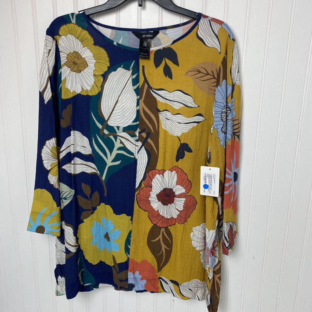 FLORAL LONG SLEEVED