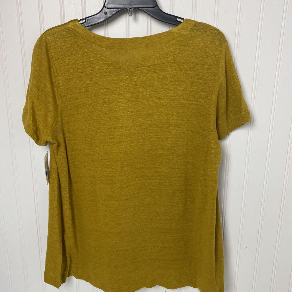 LINEN SHORT SLEEVED