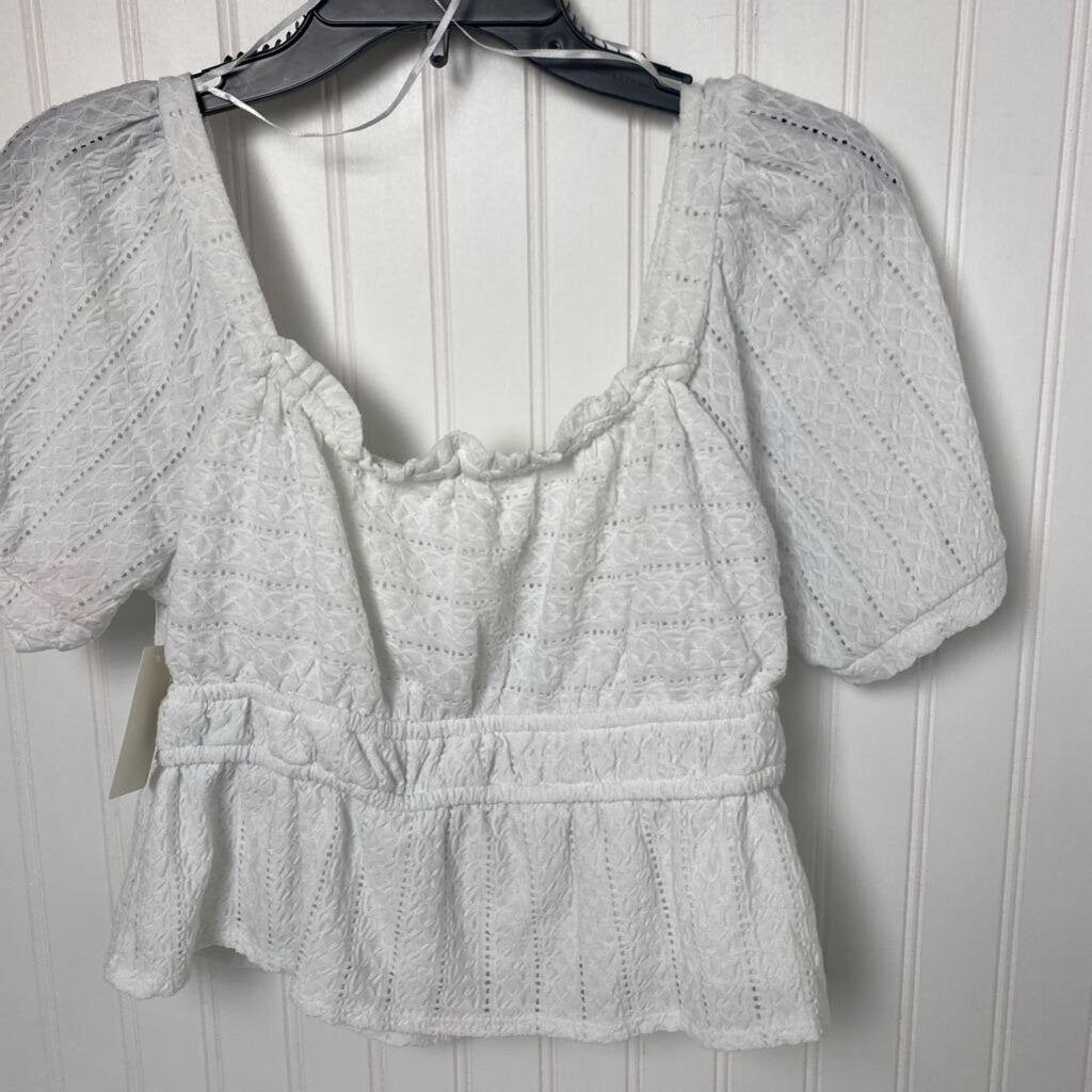 RUFFLED CROP TOP