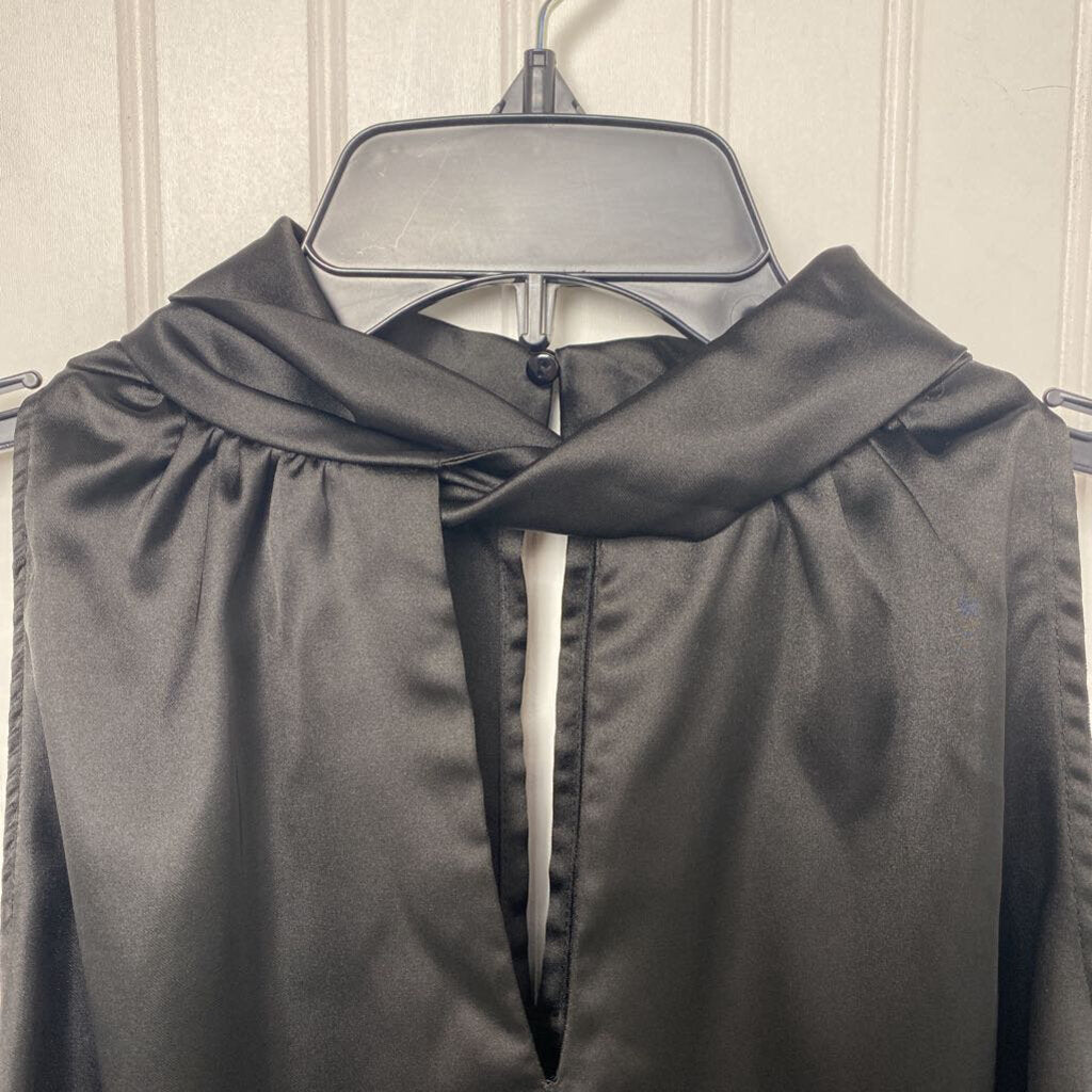 HIGH NECK SATIN SLEEVLESS