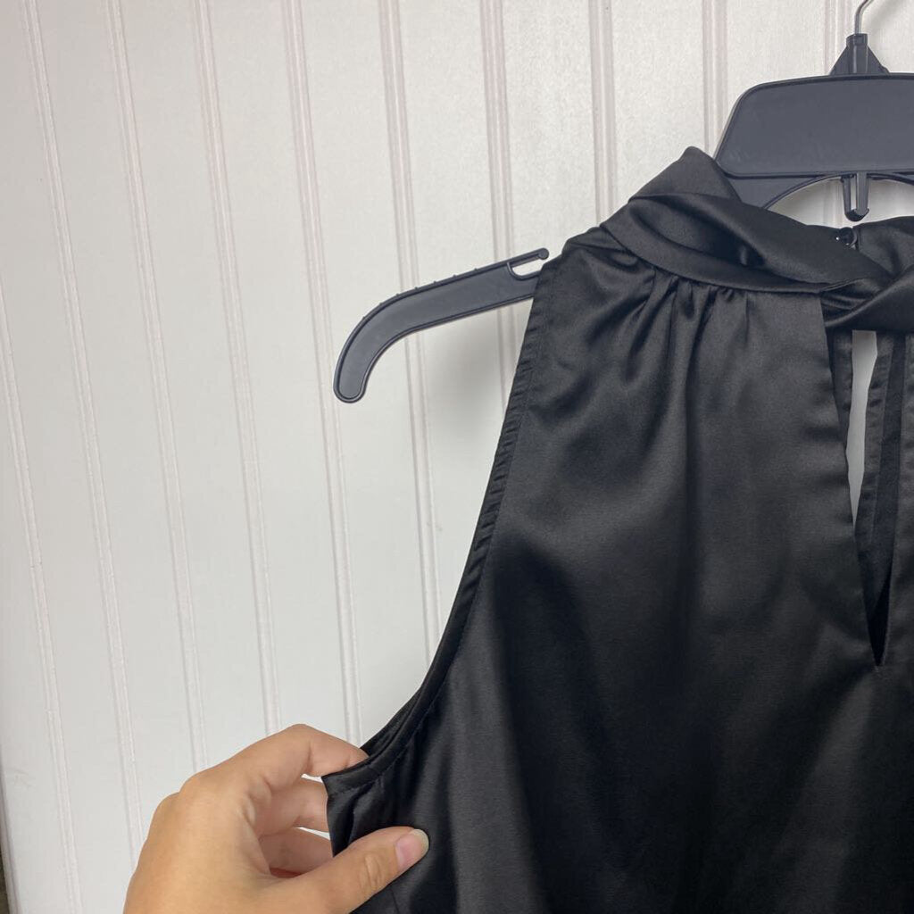 HIGH NECK SATIN SLEEVLESS
