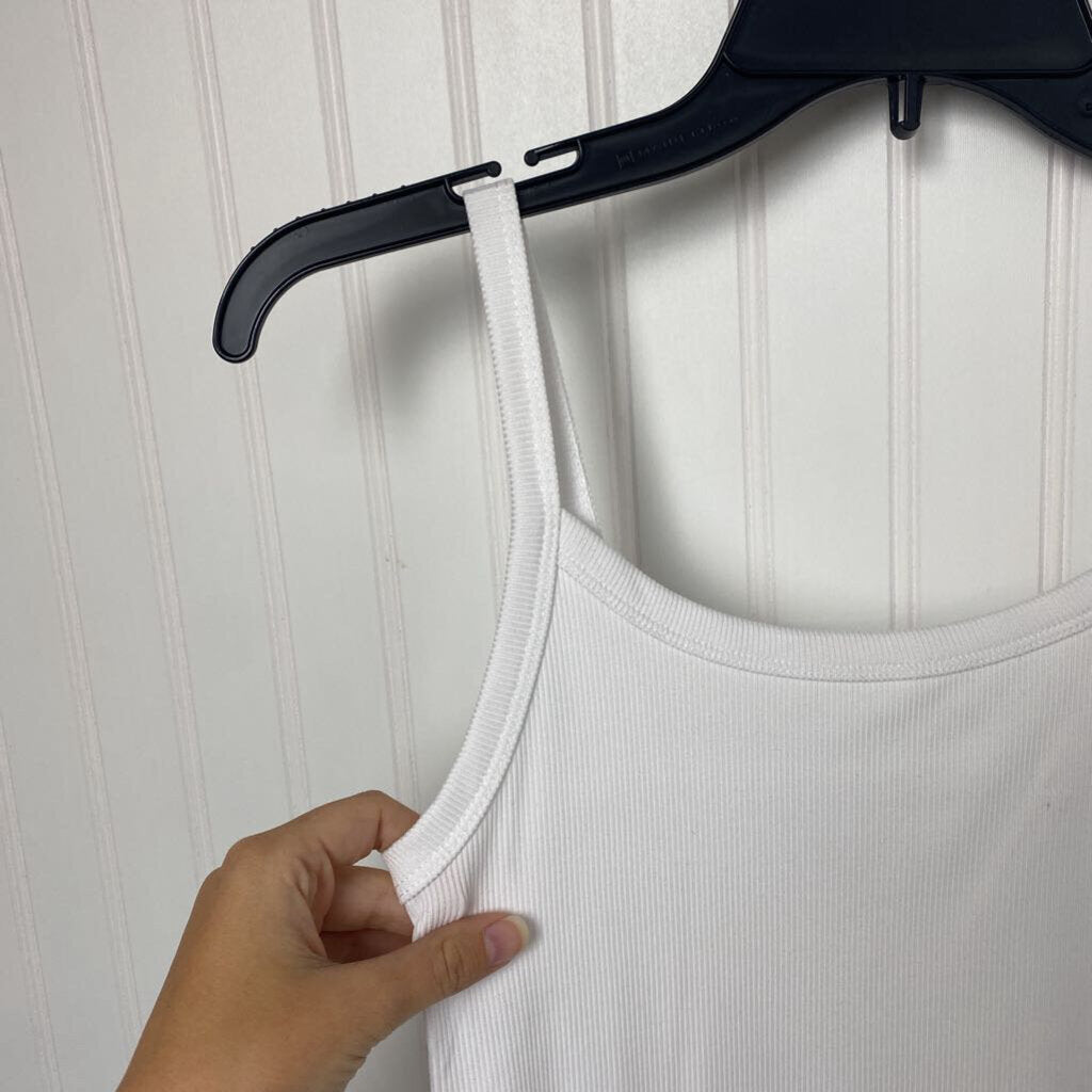 RIBBED TANK TOP