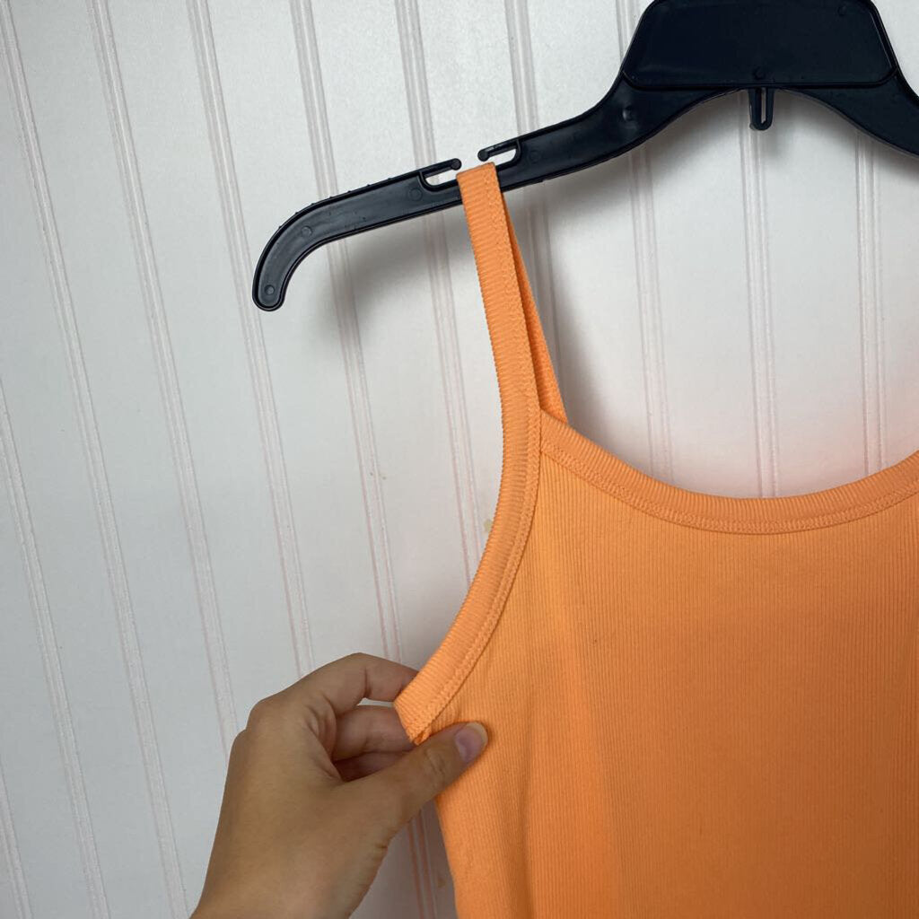 RIBBED TANK TOP