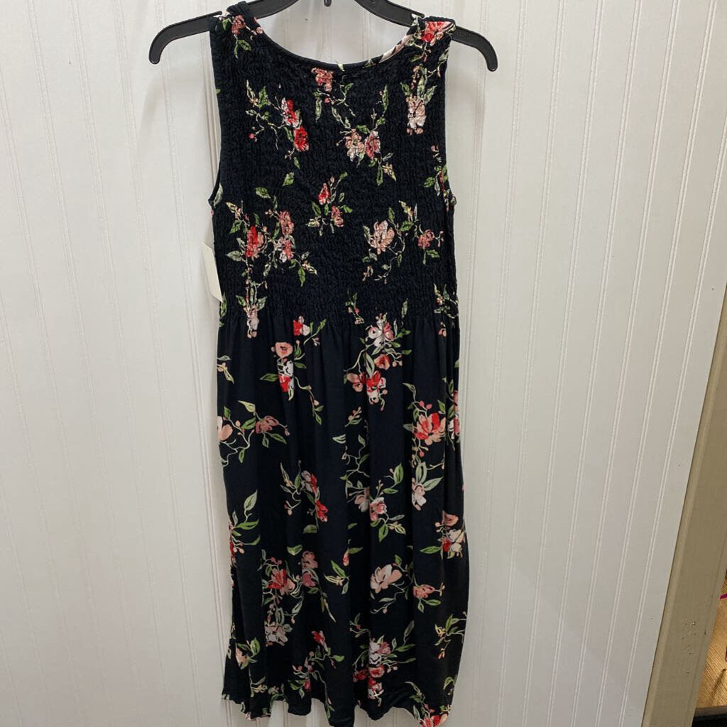 SLEEVELESS LONG DRESS
