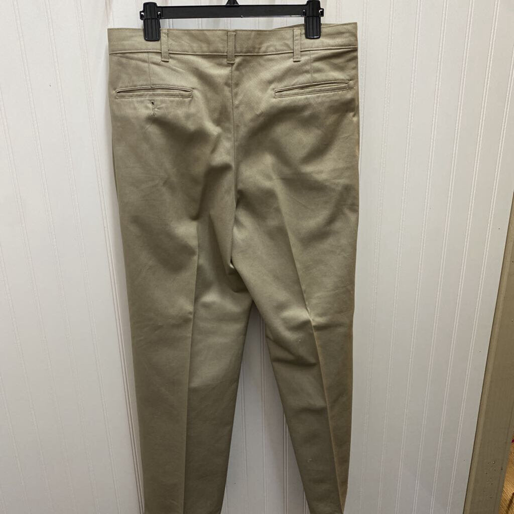 PLEATED KHAKIS PANTS
