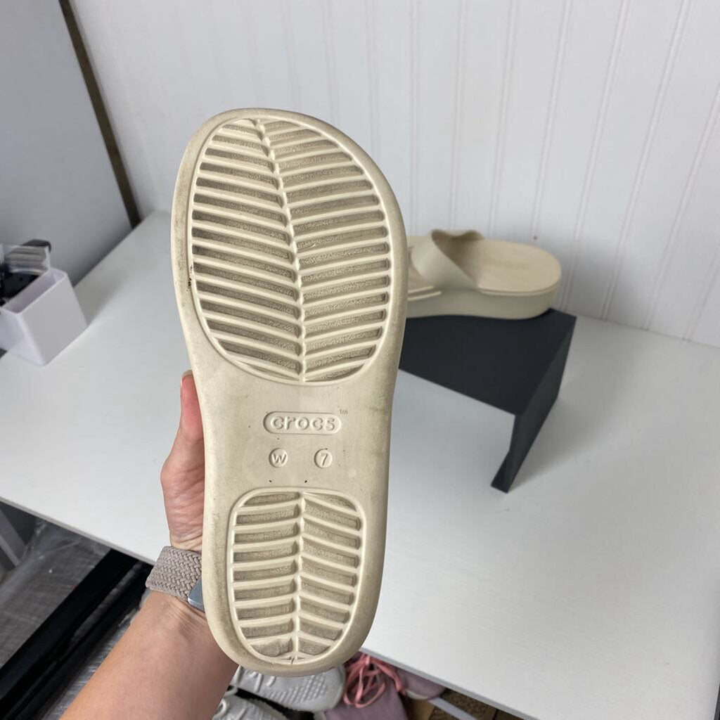 LADIES SANDALS
