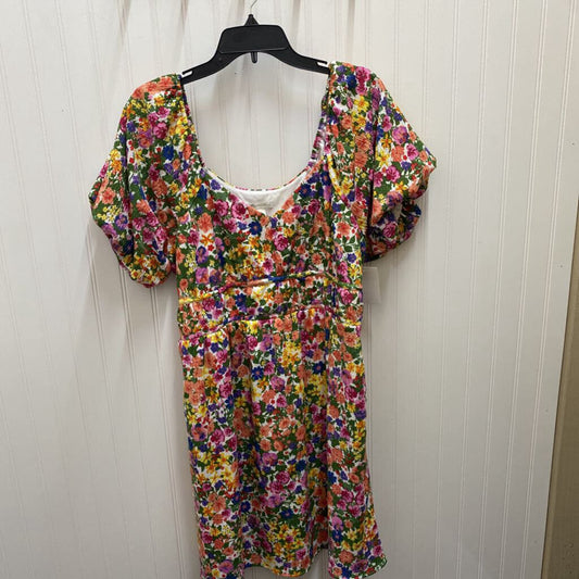 SHORT SLEEVED FLORAL DRESS