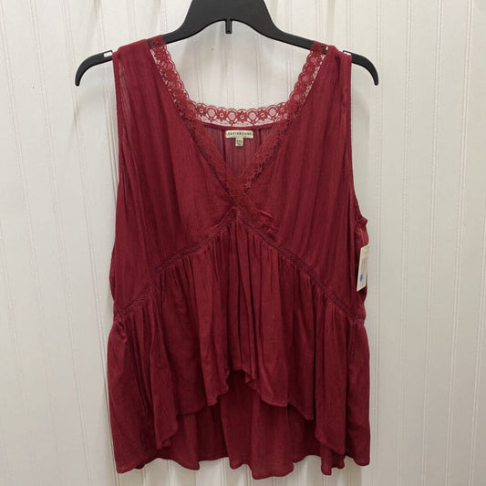 V NECK WITH LACE SLEEVLESS